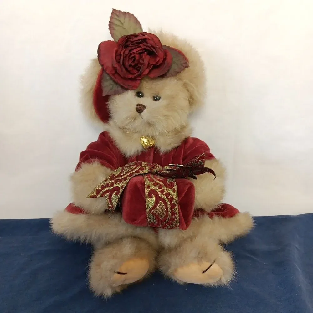 The Bearington Collection Virginia 1072 Plush Teddy Bear Christmas Holiday